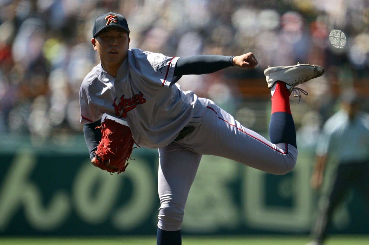 甲子園決勝から中4日で「超異例の登板」のナゼ…高校代表で京都国際・中崎琉生が見せたタフさ　甲子園→代表合宿直行も「すごく楽しいです」＜Number Web＞ photograph by Hideki Sugiyama