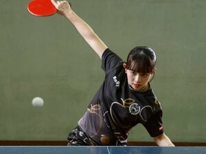 青学大3年生のTリーガーが生まれるまで「小学2年生からカットマンです」なぜ少数派の戦型を選んだ? 小林りんごを強くした「卓球に縛られすぎない」生き方