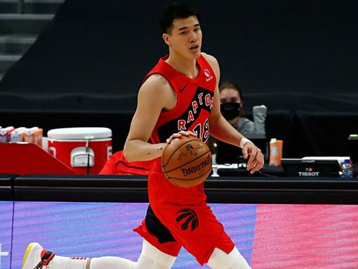 渡邊雄太は『与えられたのではなく、勝ち取った』…NBA挑戦3年目で掴んだラプターズとの「本契約」と“さらに上を目指す姿勢”<Number Web> photograph by USA TODAY Sports/REUTERS/AFLO