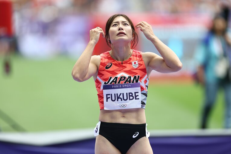 同じく準決勝に進出した福部も抜群のスタートで会場を沸かせた　©Ryosuke Menju/JMPA