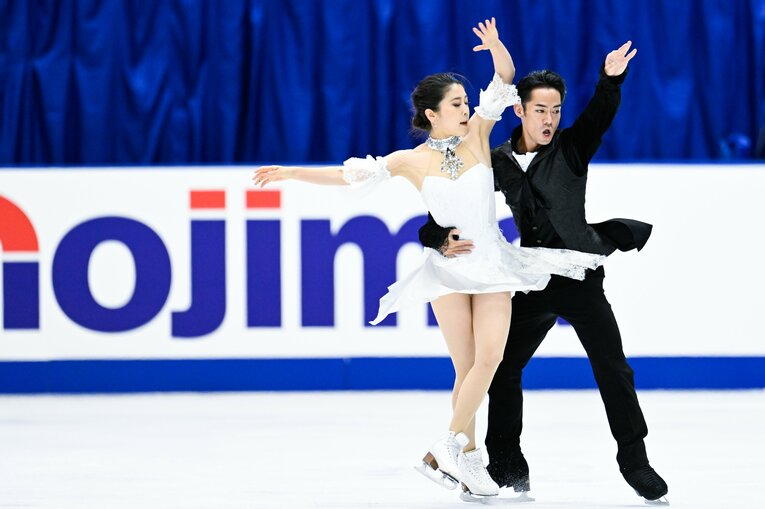 「すごい見つめられている感があって…」高橋大輔＆村元哉中が奏でる新たな関係性「音楽が鳴った瞬間、大ちゃんの目力が変わるんです」(101)