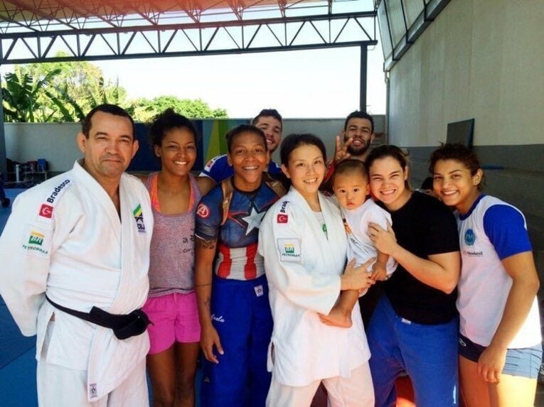 藤井さんの左が2016年リオ五輪女子57kg級金メダルのラファエラ・シウバ、右隣りが2012年ロンドン五輪と2016年リオ五輪の女子78Kg級でいずれも銅メダルのマイラ・アギアール、右端が2012年ロンドン五輪の女子48kg級金メダルのサラ・メネゼス©Yuko Fujii