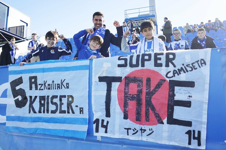 久保建英を愛するソシエダの少年少女たち（全30枚）　©Daisuke Nakashima