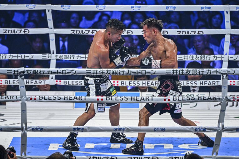 井上拓真vs.堤聖也（WBA世界バンタム級タイトルマッチ）©Takuya Sugiyama