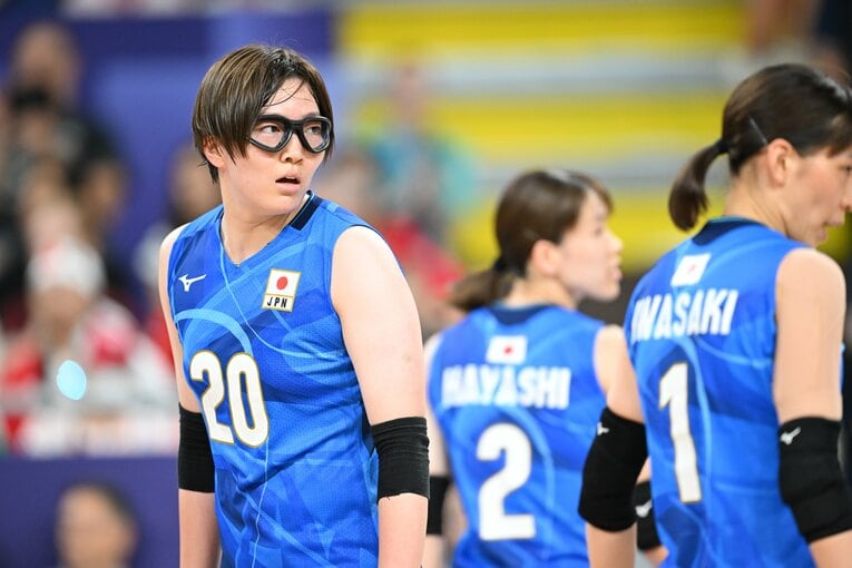 荒木彩花（パリ五輪 ポーランド戦）©︎Kaoru Watanabe/JMPA