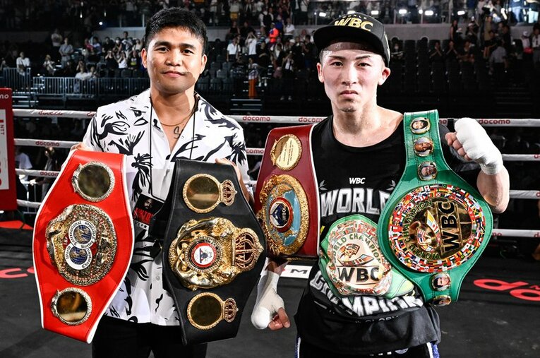 リング上で対戦を誓い合った井上尚弥とタパレス。年内の実現に向けて動き出している ／ photograph by Hiroaki Yamaguchi