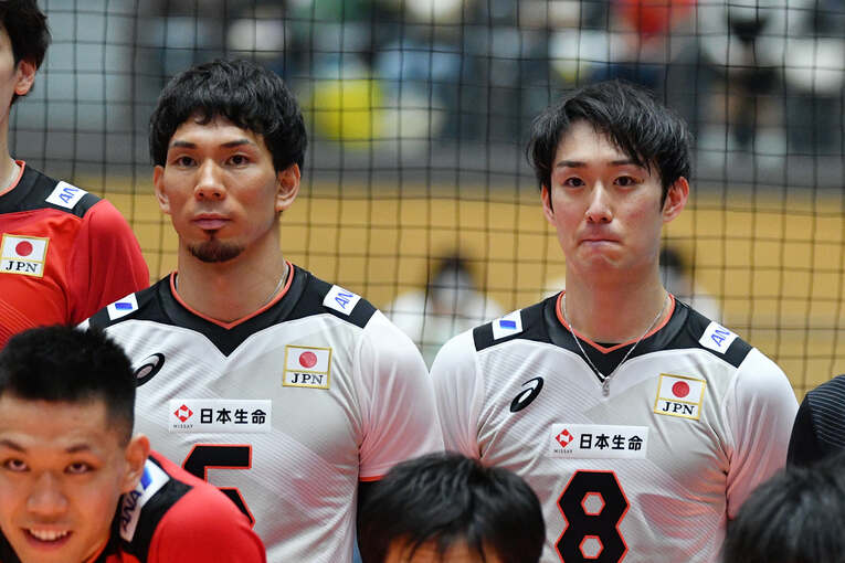 “特別な2人”と言葉をかわしたという柳田。その福澤（左）も五輪代表メンバーから惜しくも落選した　©MATSUO.K/AFLO SPORT