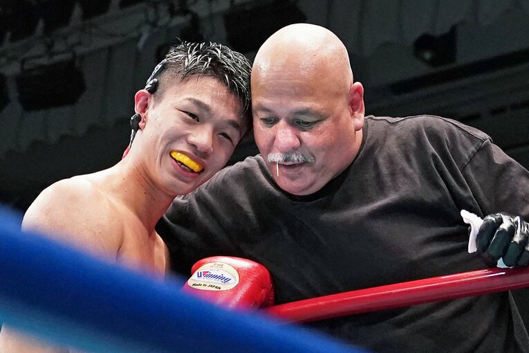 中谷潤人をトップボクサーへと育て上げたルディ・エルナンデス　©Naoki Fukuda