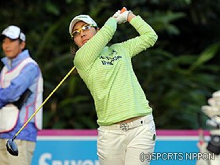 新たなドライバーをパートナーに、新シーズンに挑む宮里美香。