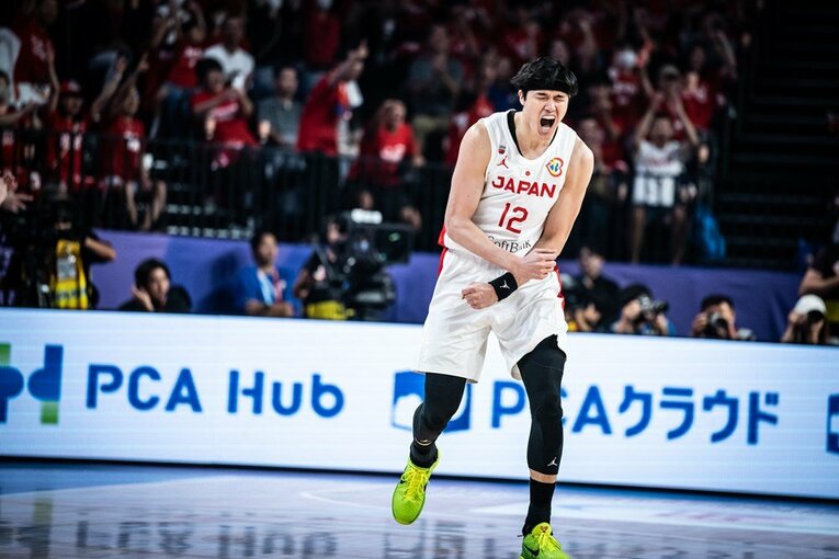 吠える渡邊雄太　©FIBA