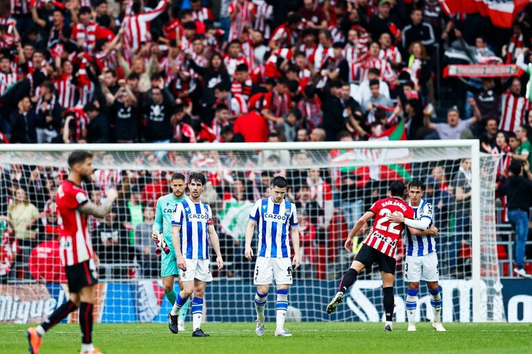 「クボには開幕前から…今はそれ以上の期待だ」MVP→徹底マークで不発も久保建英21歳“バスクダービー両軍サポの熱視線”をカメラマンは見た(56)