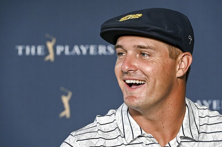 ユニークで気の利いた返答でメディアをにぎわせてきたデシャンボー（写真は3月のザ・プレーヤーズ・チャンピオンシップにて） ／ photograph by Getty Images