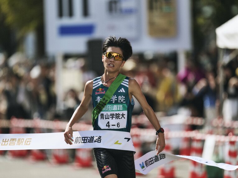 関東勢で最下位となる11位に沈んだ青学大　©Yuki Suenaga