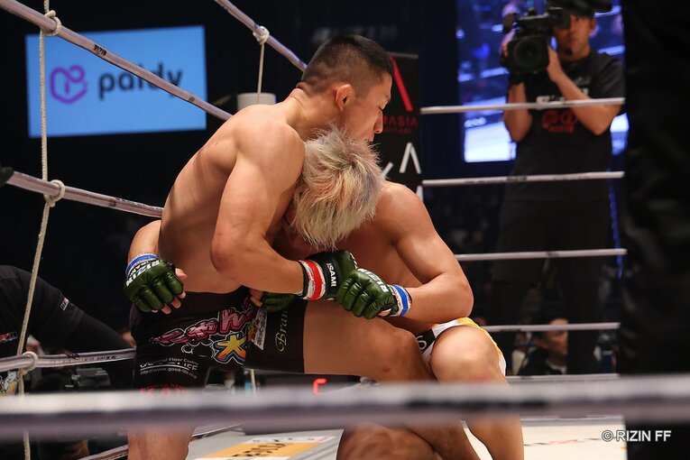 『RIZIN45.』堀口恭司vs.神龍誠　©RIZIN FF