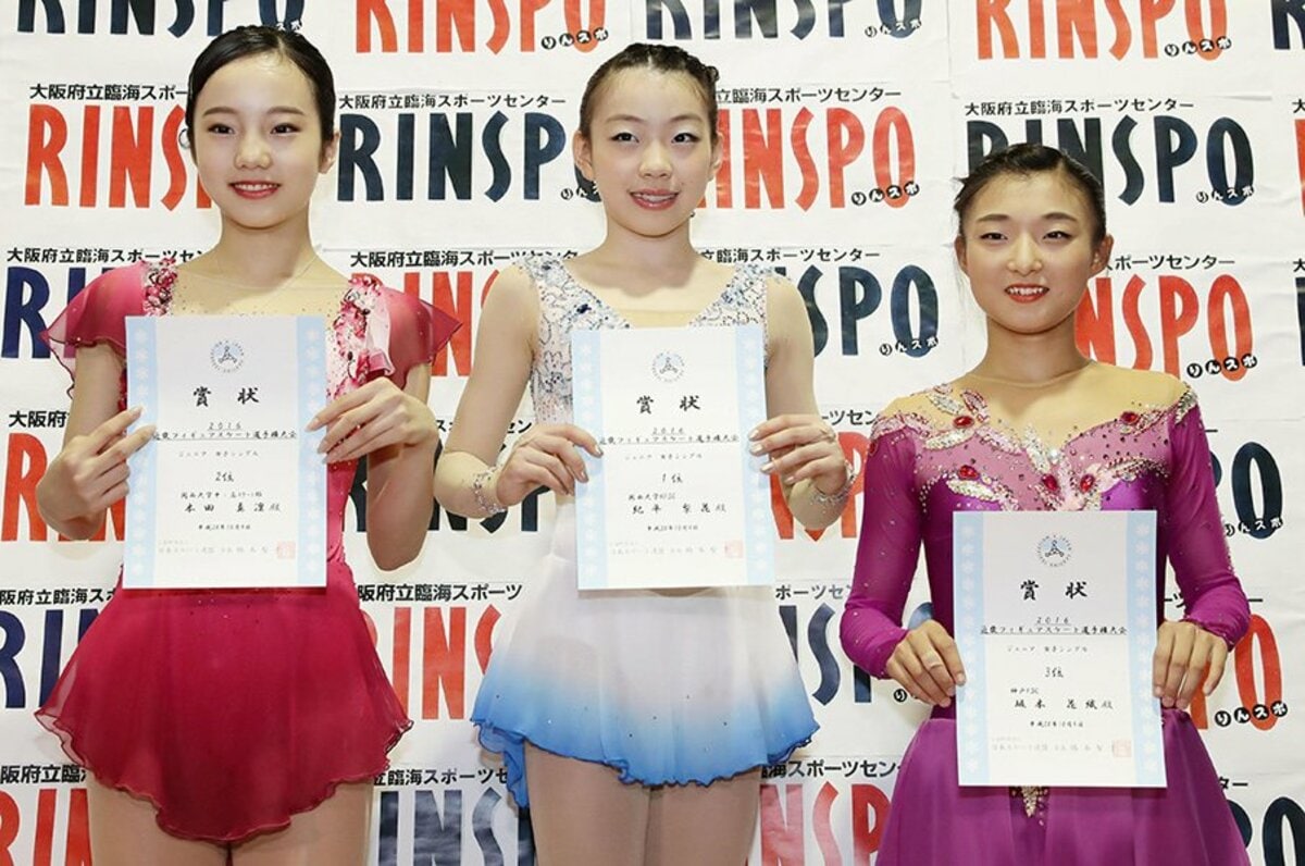 本田真凜と紀平梨花のライバル関係 会場を熱狂の渦に巻き込んだ名演技 フィギュアスケート Number Web ナンバー
