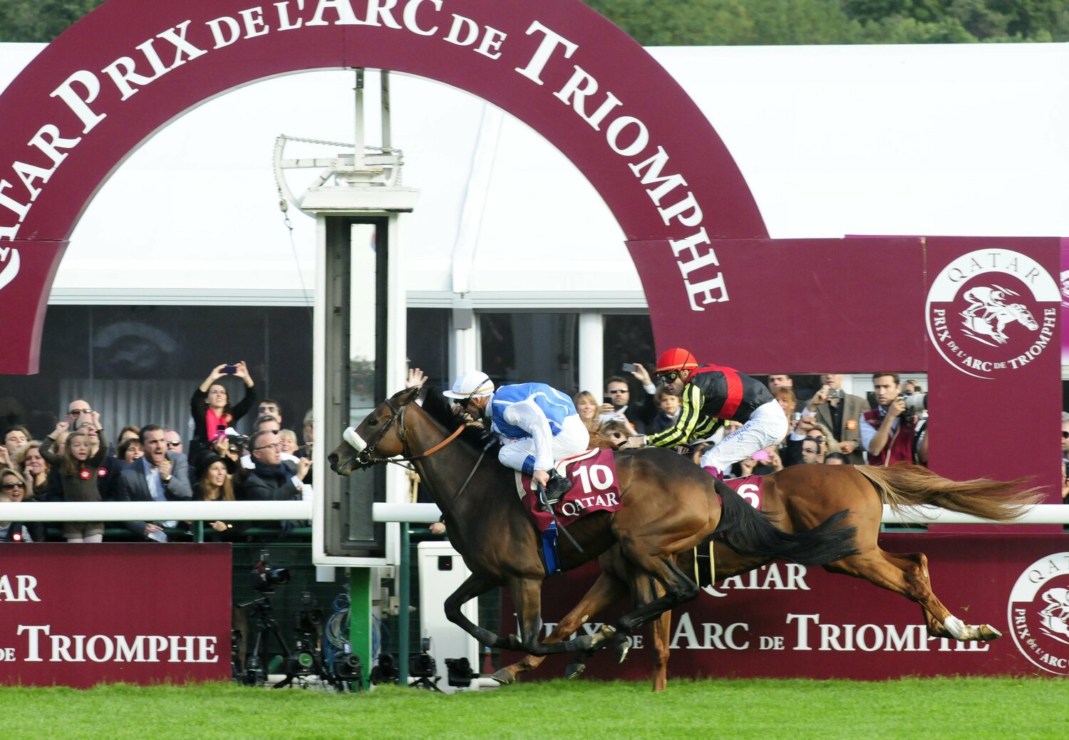 1着ソレミアからクビ差の2着に終わった　©AFLO