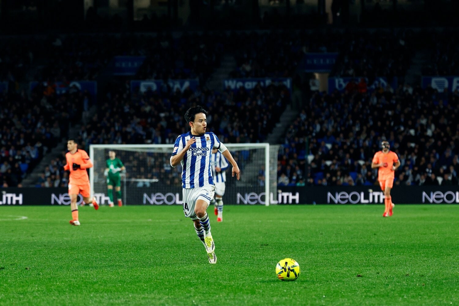 自陣に向かってのスプリントが多くなった