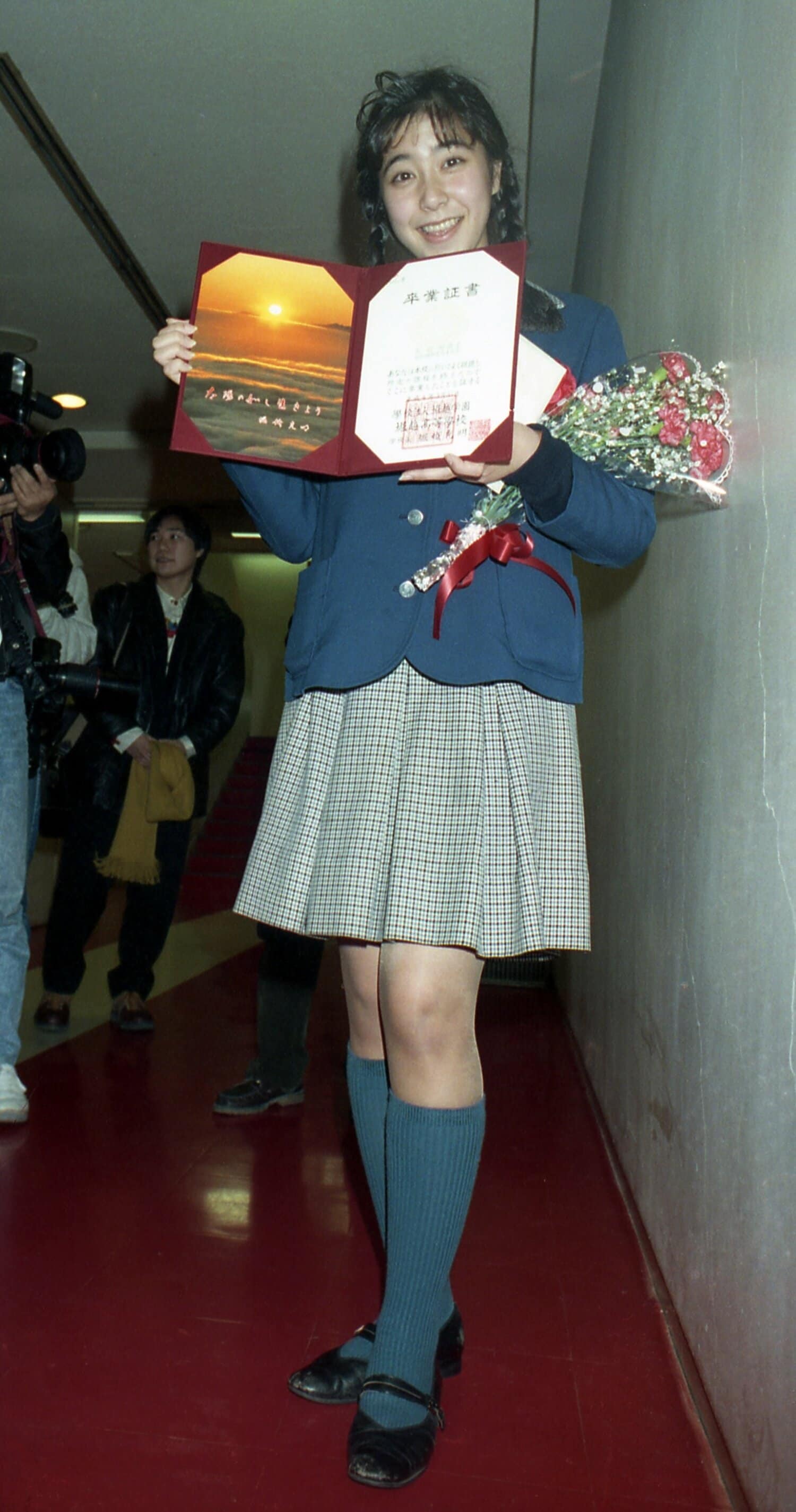堀越高校の卒業式で（当時18歳）。1992年2月撮影 ©Sankei Shimbun
