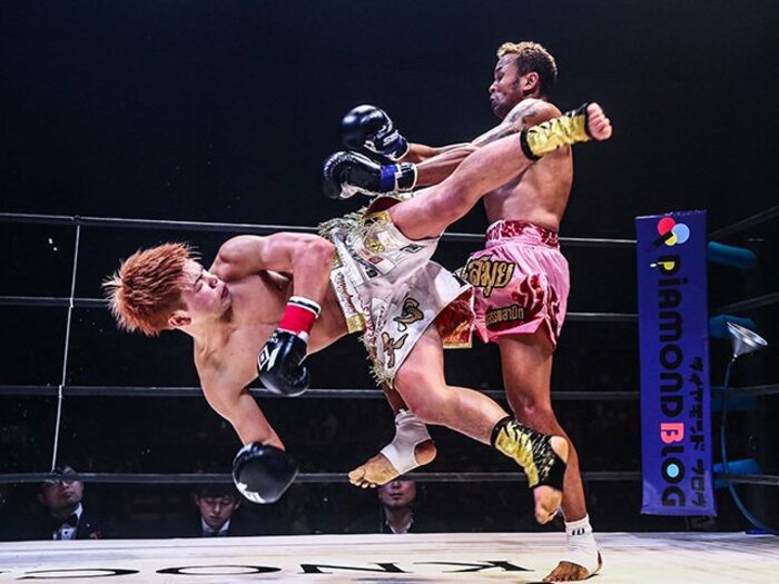 格闘技新時代を告げる「KNOCK OUT」。無敗の18歳、那須川天心の強さに酔う。<Number Web> photograph by Susumu Nagao
