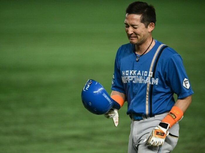 西武戦の名物“杉谷イジり”はなぜ生まれた？ 台本なし＆絶妙アドリブで育んだ不思議な8年間「会話はトータル30分くらい」＜Number Web＞ photograph by Nanae Suzuki