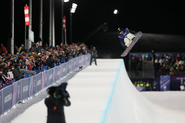 ミラノ五輪男子ハープパイプ決勝【スワイプするとそのほかの写真もご覧になれます】　©Kaoru Watanabe／JMPA