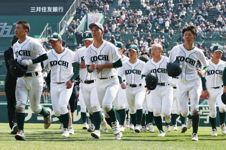初戦で敗れたが…高知農が甲子園出場を果たした“意味”とは ／ photograph by JIJI PRESS