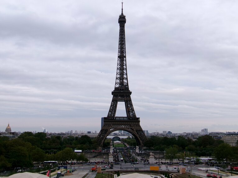 10月、エッフェル塔を望む　©Yuji Hirooka