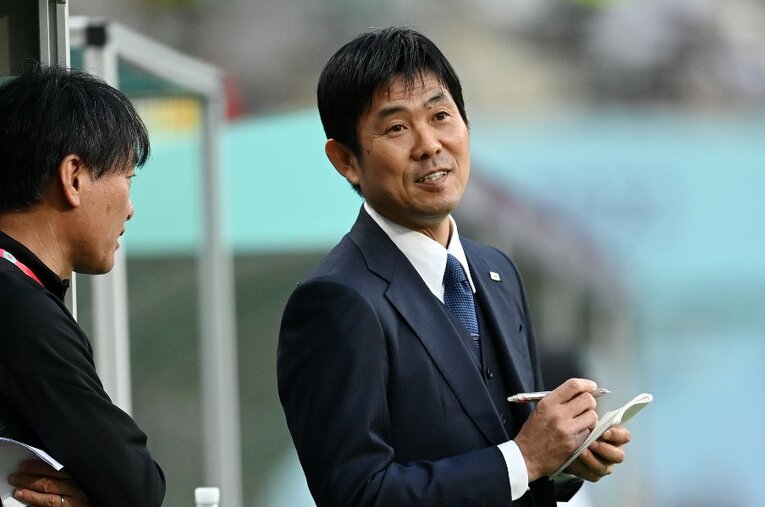 “歴史的番狂わせ”…海外メディアに称賛された森保一監督の采配。その7カ月前に森保監督が語っていたこととは？ ／ photograph by Getty Images