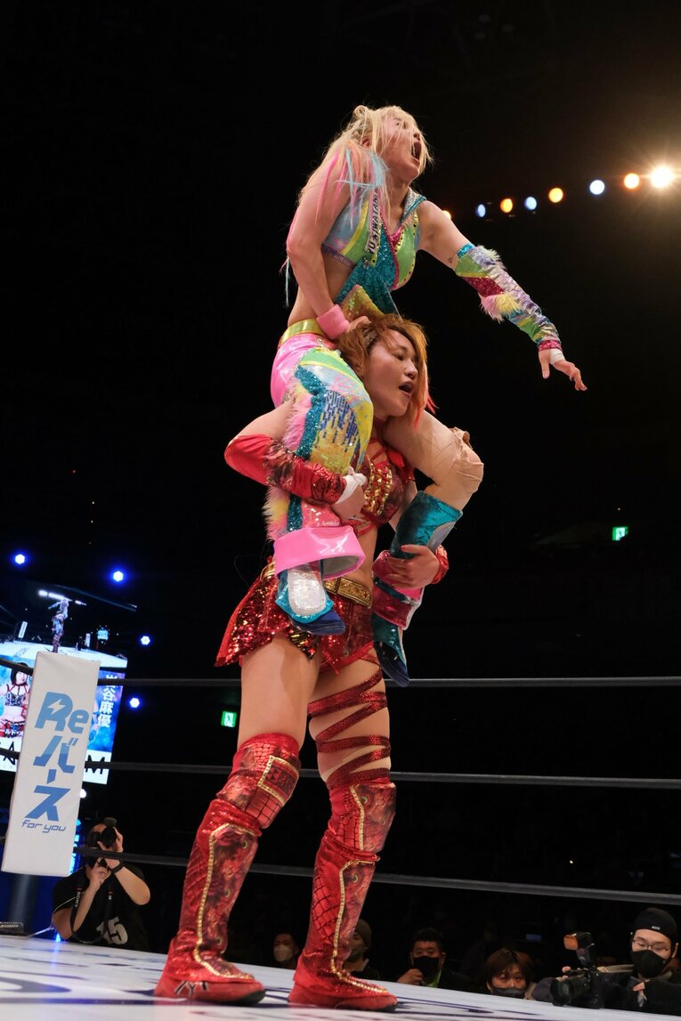 「女子プロレスを背負って立つ」スターダム王者・朱里が語る“朱いベルト”への思い…岩谷麻優戦で「ドローは絶対に嫌だった」理由とは？(53)