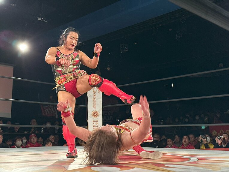 SareeeVS.里村明衣子　©Norihiro Hashimoto