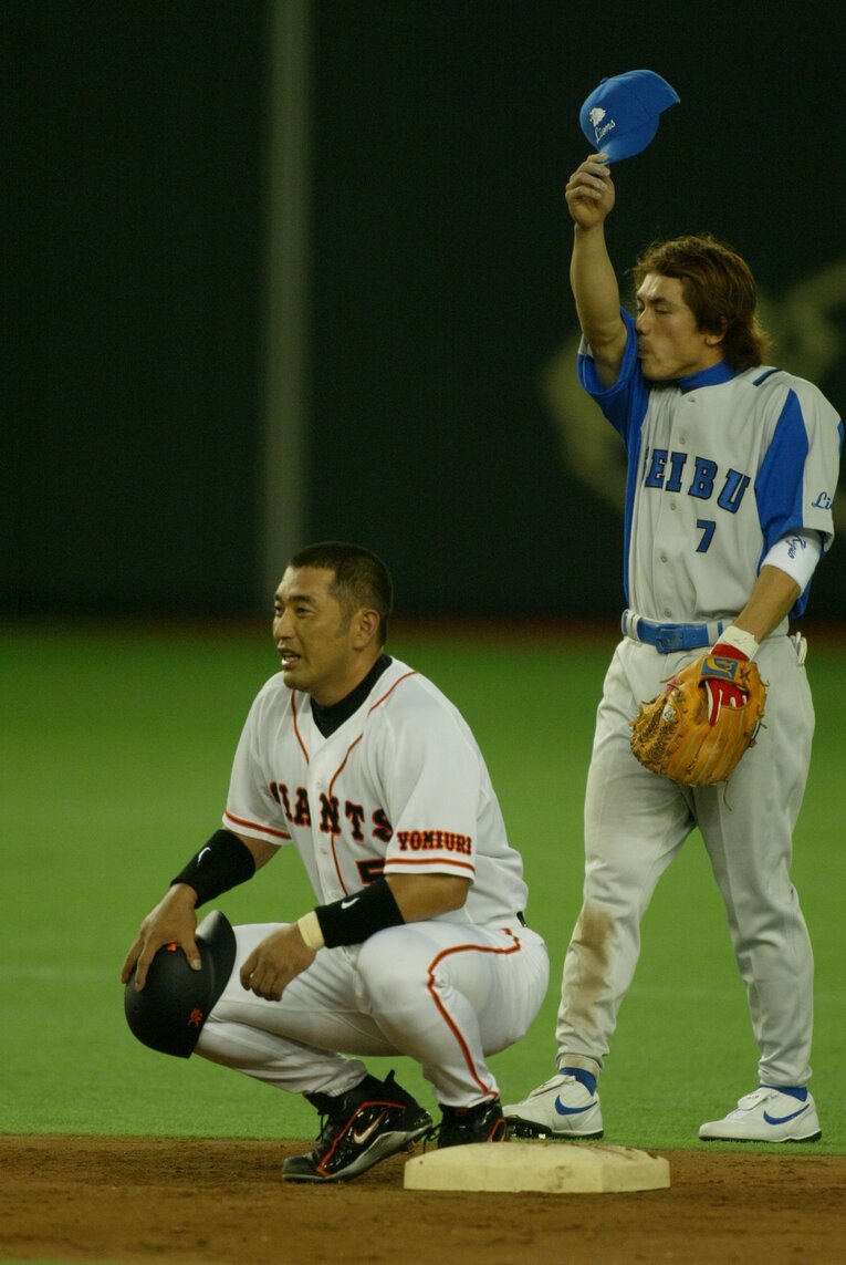 2000年版ランキングでは13位タイだった清原和博（巨人）　©BUNGEISHUNJU