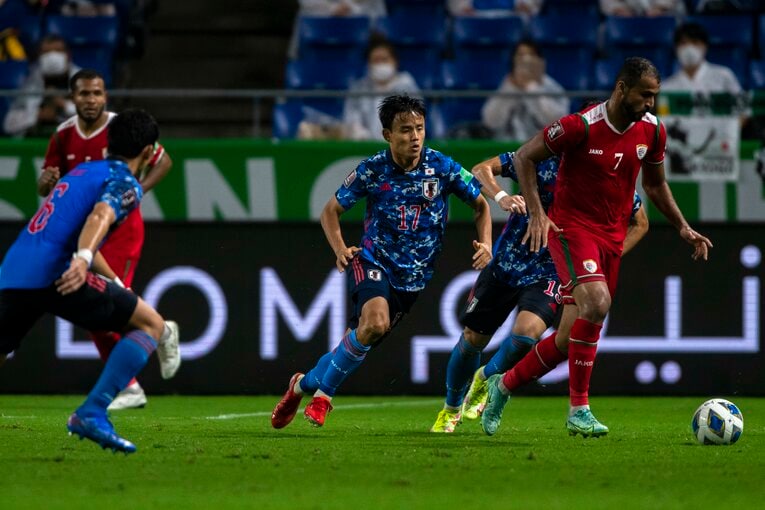 62分には東京五輪世代の久保、堂安が投入されたが、流れを変えることはできなかった　©JMPA