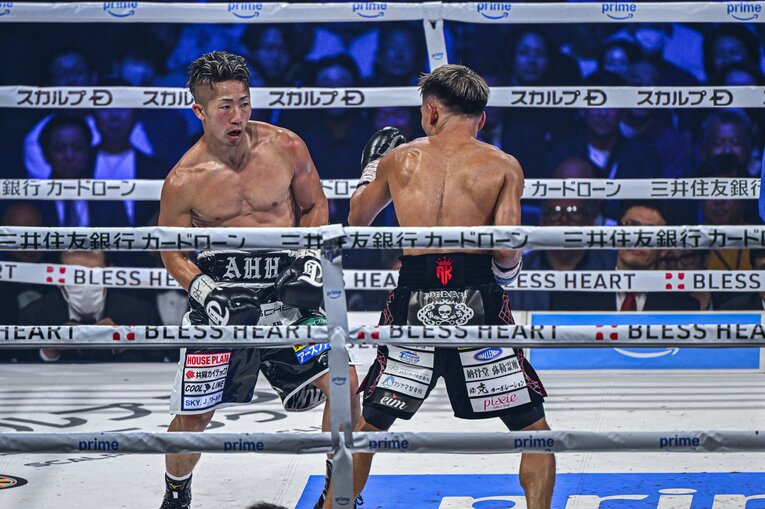 井上拓真vs.堤聖也（WBA世界バンタム級タイトルマッチ）©Takuya Sugiyama