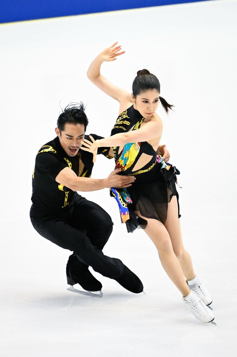 「すごい見つめられている感があって…」高橋大輔＆村元哉中が奏でる新たな関係性「音楽が鳴った瞬間、大ちゃんの目力が変わるんです」(59)