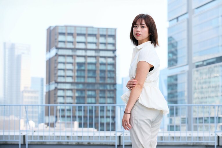 現在、29歳になった青木さん　©Shigeki Yamamoto