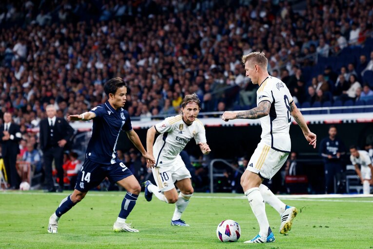 クロース、モドリッチと久保のマッチアップ