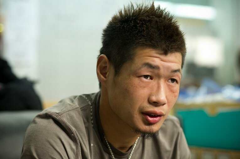 現役時代の長谷川穂積さん（2012年撮影）。バンタム～フェザー級の3階級で世界を制した名王者は、井上尚弥の階級アップをどう見ているのか ／ photograph by Nanae Suzuki