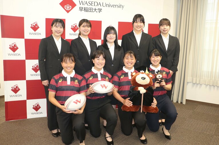 2年前に創部した早大女子ラグビー部の創設メンバーたち。設立までにはさまざまな紆余曲折があったという ／ photograph by Nobuhiko Otomo