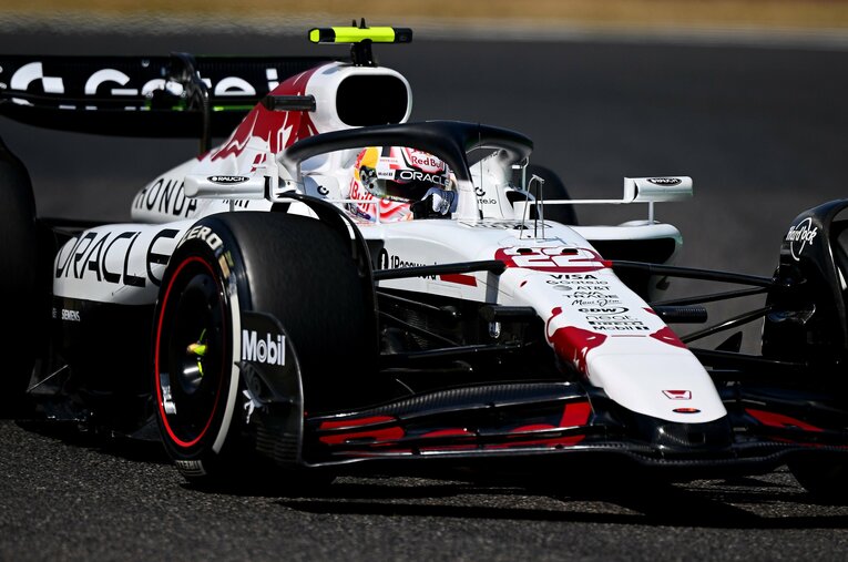 予選14番手からスタートした決勝は12位完走。望んだ結果ではなかったが、角田の表情に落胆の色はなかった ／ photograph by Getty Images / Red Bull Content Pool