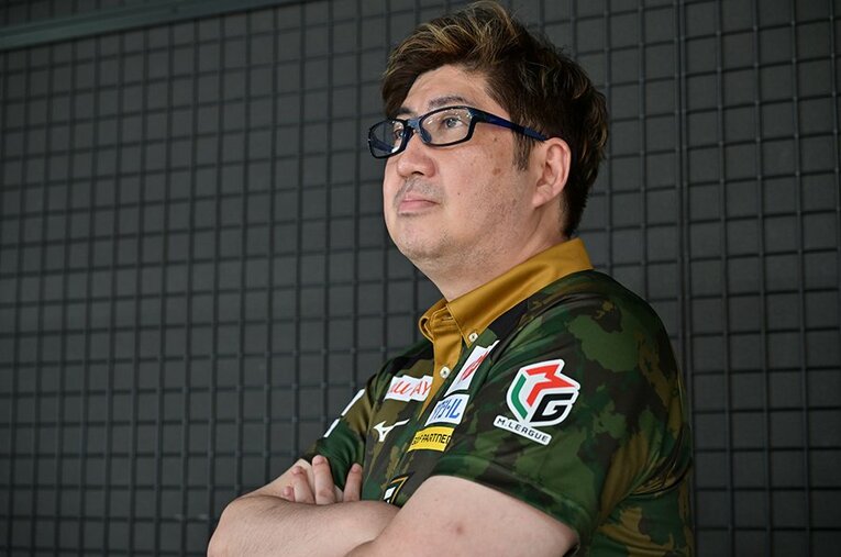 雀士と棋士の二刀流である鈴木大介九段。その勝負哲学は、競技を飛び越えて不変のものである　©Hideki Sugiyama