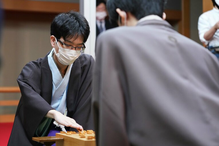 藤井と何度もタイトル戦で相まみえた豊島将之［代表撮影］　©JIJI PRESS