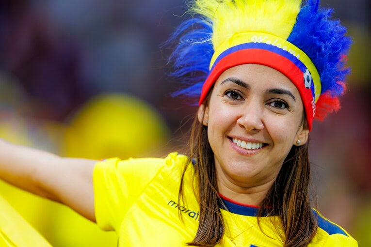 カタールW杯の女性サポーター　©Kiichi Matsumoto/JMPA