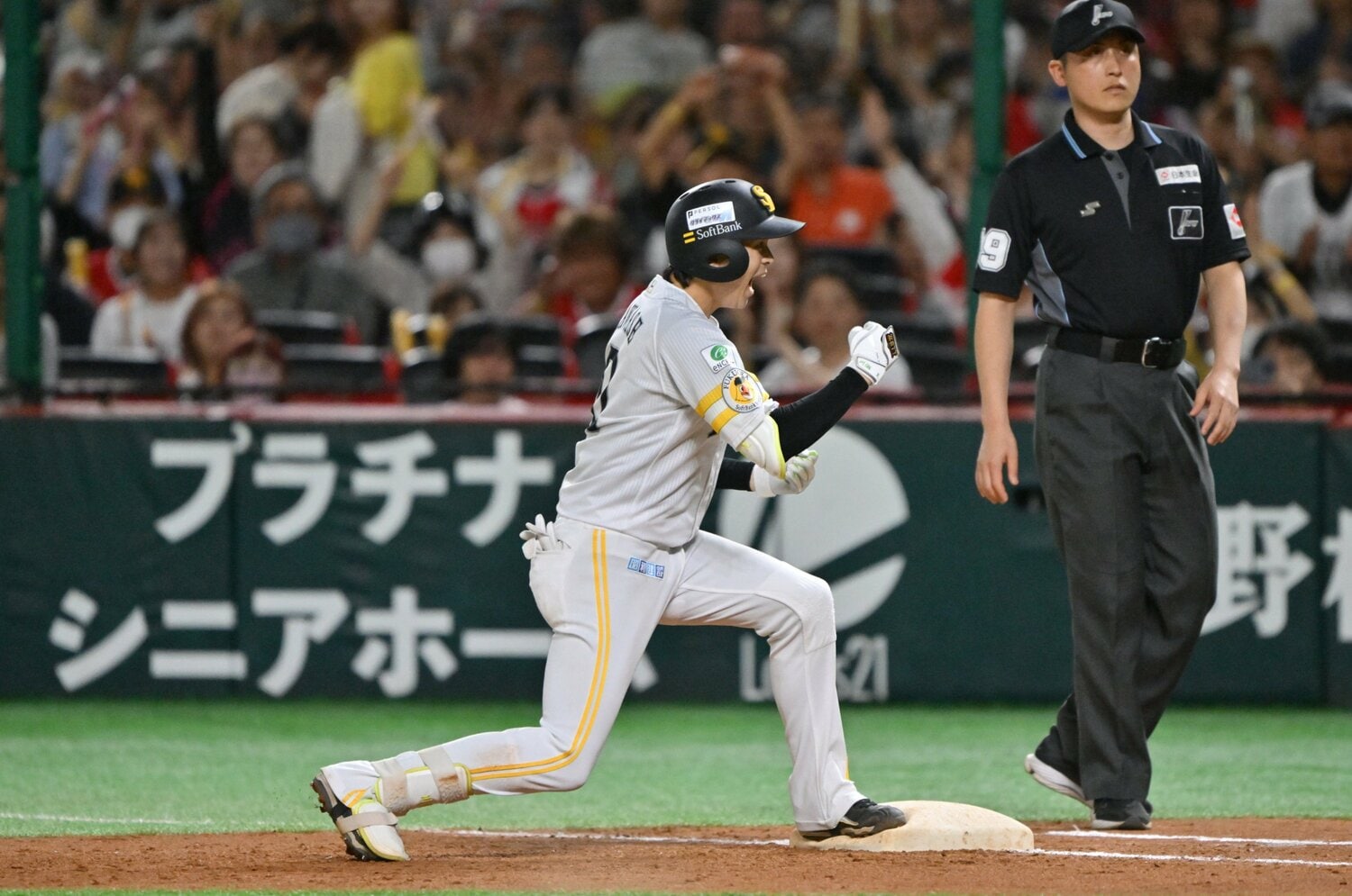 CS最終戦で決勝打「スーパーサブ“以上”の脇役」愛される男・ソフトバンク川瀬晃スタメン起用の真相…小久保裕紀監督「最後は、俺が決める」＜Number Web＞ photograph by Hideki Sugiyama