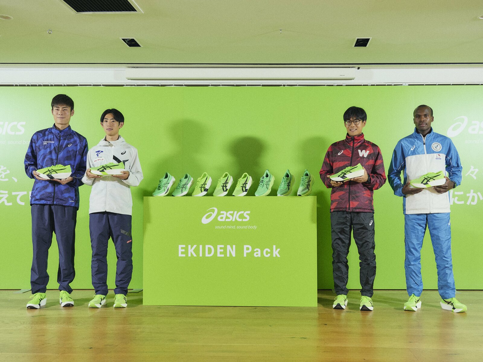 早大・工藤慎作らとイベントに登場した近田（左端）　photograph by Yuki Suenaga