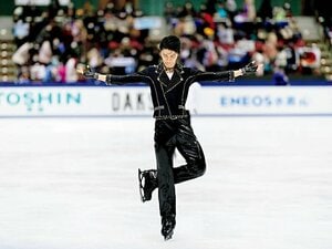 羽生結弦が高校時代から履き続ける“革命的なスケート靴”のヒミツとは？ 発売当初は周囲からバカにされる“異端の靴”だった