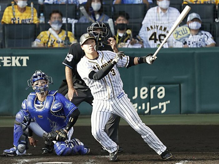 虎党の希望・大山悠輔は掛布雅之や岡田彰布以来の…週刊セパ好成績＆珍記録まとめ＜Number Web＞ photograph by Kyodo News