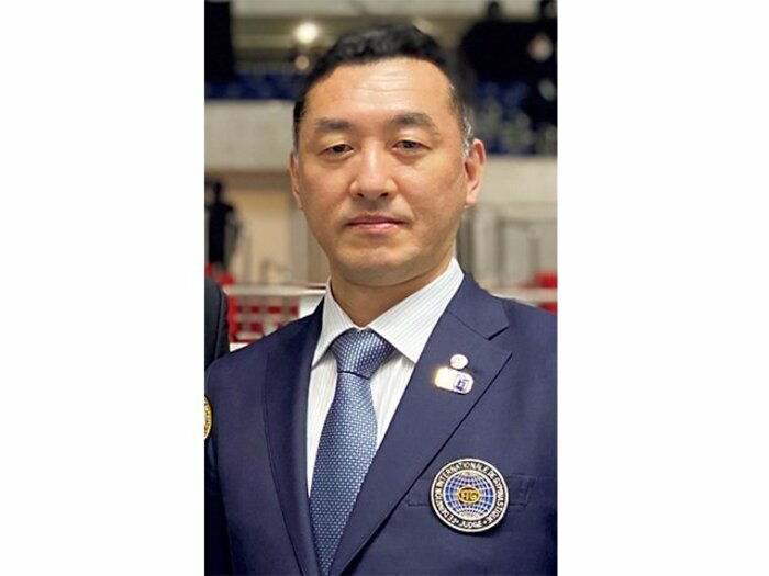 <私が裁いた名勝負>トップで鉄棒にきてほしいと願っていた。<Number Web>