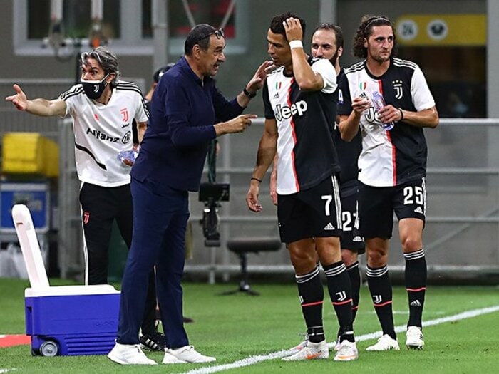 大詰めスクデット争い。ラツィオ＆アタランタの意地vs.サッリの“タマ”。＜Number Web＞ photograph by Getty Images