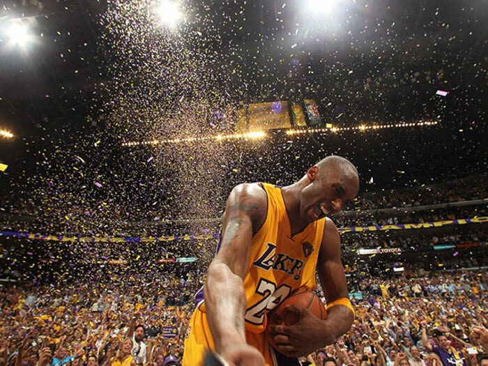 全米を、世界を覆う分厚い悲しみ。英雄コービーへの追悼は続く。＜Number Web＞ photograph by Getty Images