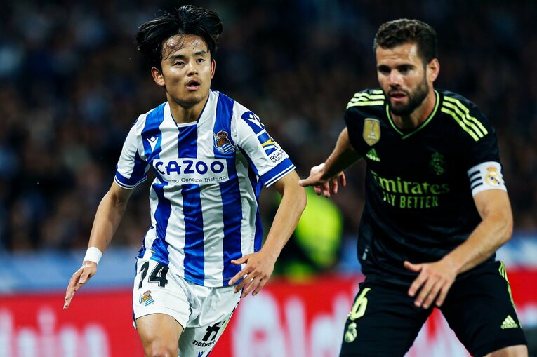 「久保建英がスペイン紙の一面に！」子供サポ「タケが決めるよ」予言通りマドリーを圧倒“ソシエダの熱狂”は翌日も…カメラマンは見た(73)